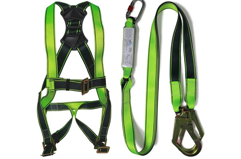 Full Body Harness with Webbing Lanyard